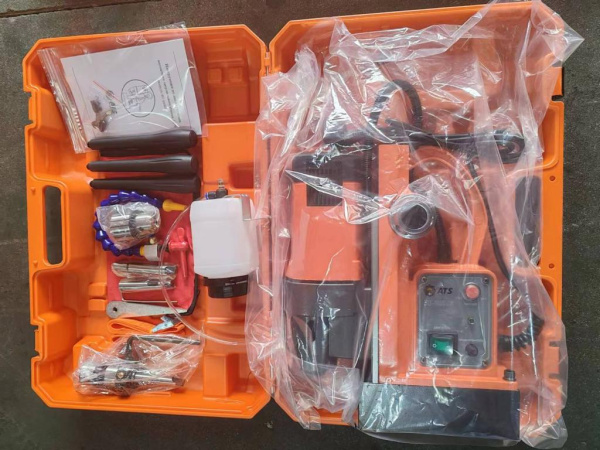 Магнитный сверлильный станок AT-S SU-23/50E